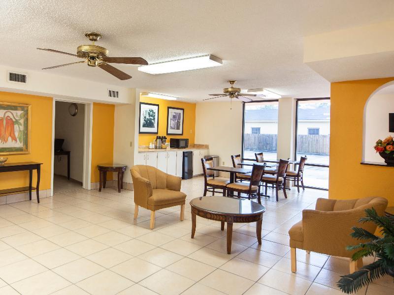 Days Inn & Suites By Wyndham Brewton Exterior foto