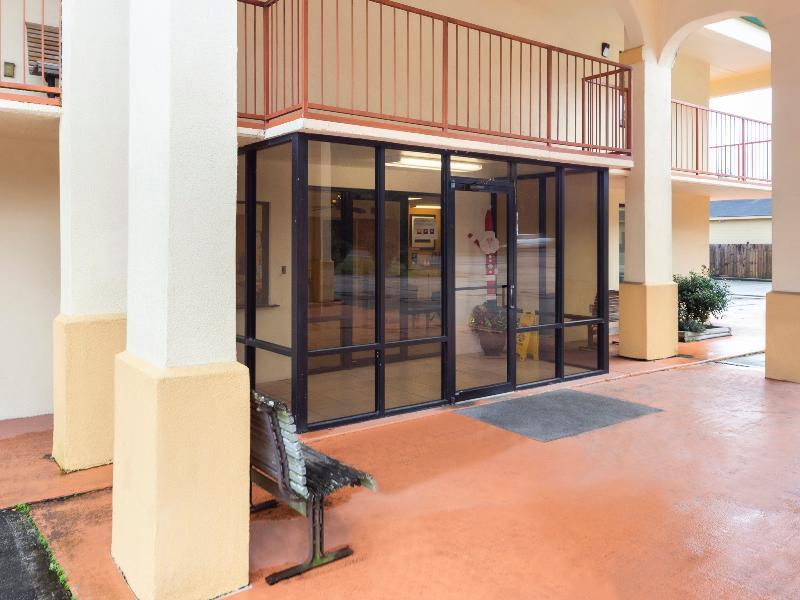 Days Inn & Suites By Wyndham Brewton Exterior foto